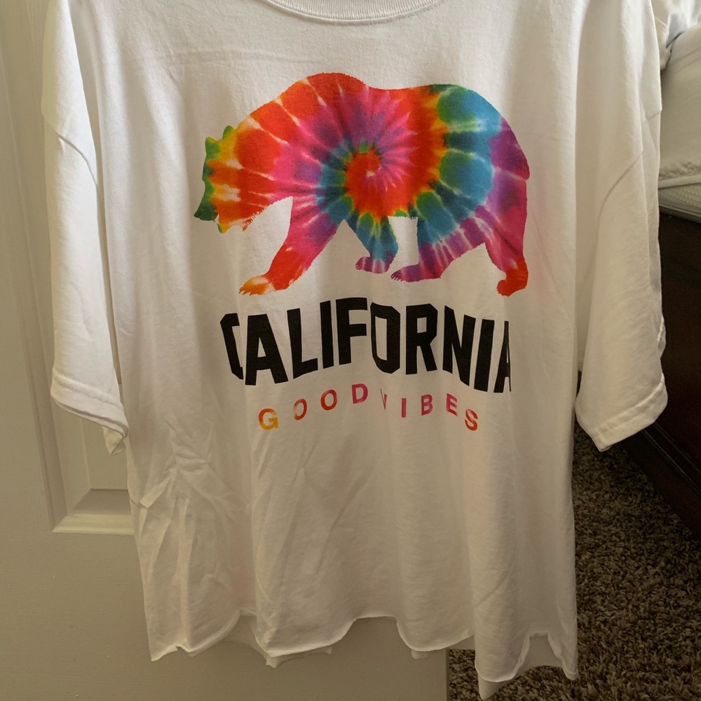 T-shirt.